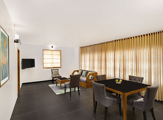 hotels in kumily town